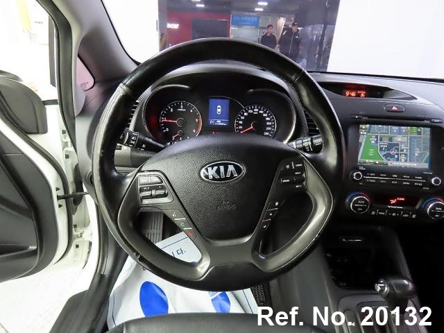  Kia / K3 Stock No. 20132